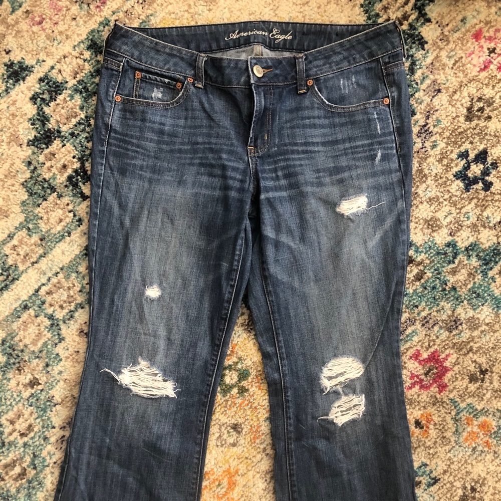 American Eagle Distressed Jeans